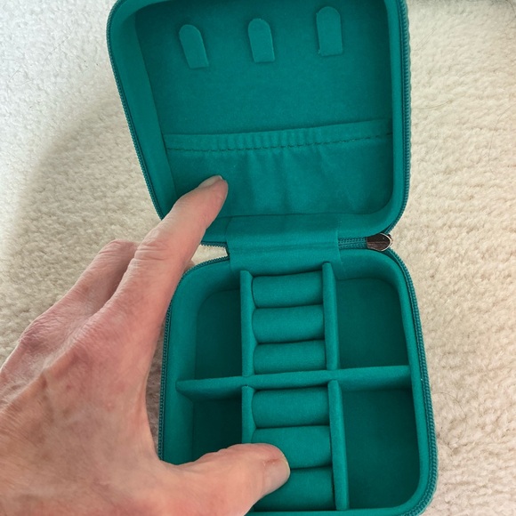 BRAND NEW EFFY TURQUOISE JEWELRY BOX HOLDER TRAVEL CASE - Picture 3 of 9